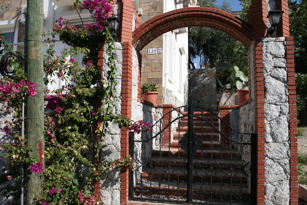 Marina View Residence Gulluk エクステリア 写真